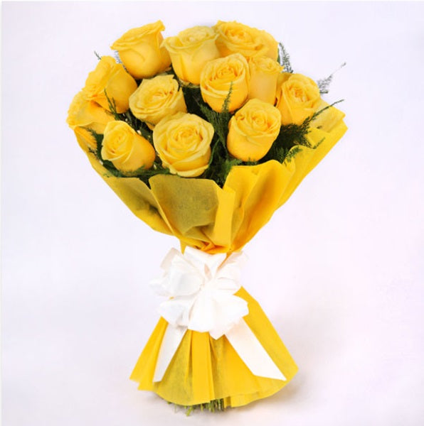 Online 12 Yellow Roses Bouquet Delivery with Baker's Wagon