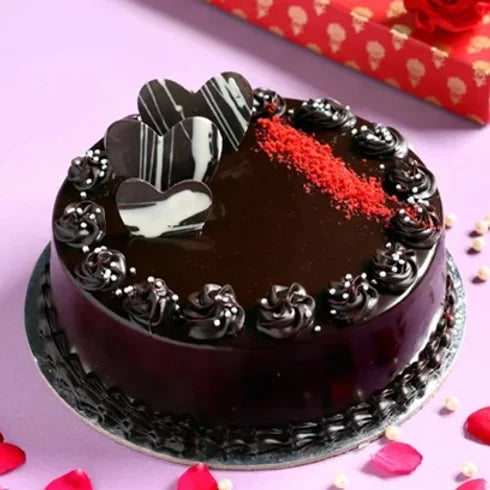 Buy/Send Scrumptious Truffle Cake with online delivery by Baker's Wagon