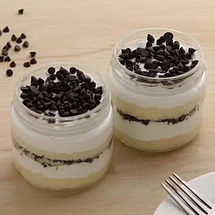 Buy/Send Choco Vanilla Cake Jars online with Baker's Wagon