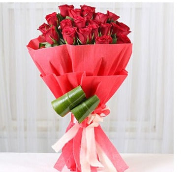 Online Romantic 20 Red Roses Bouquet delivery with Baker's Wagon